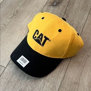CAT - Caterpillar Tractor hat, NEW WITH TAGS, gold and black, Velcro closure.